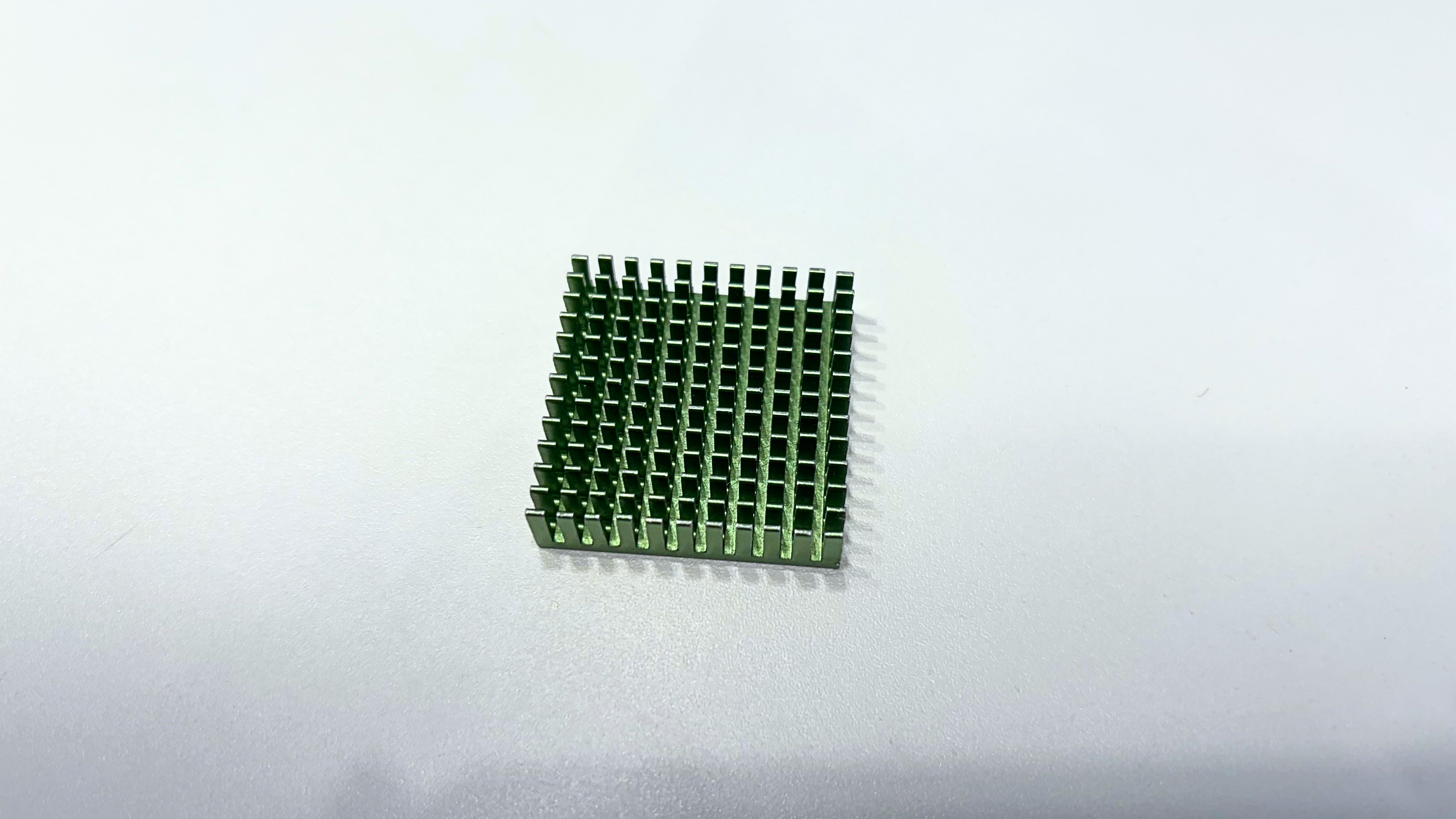 dissipateurs thermiques à plots en aluminium