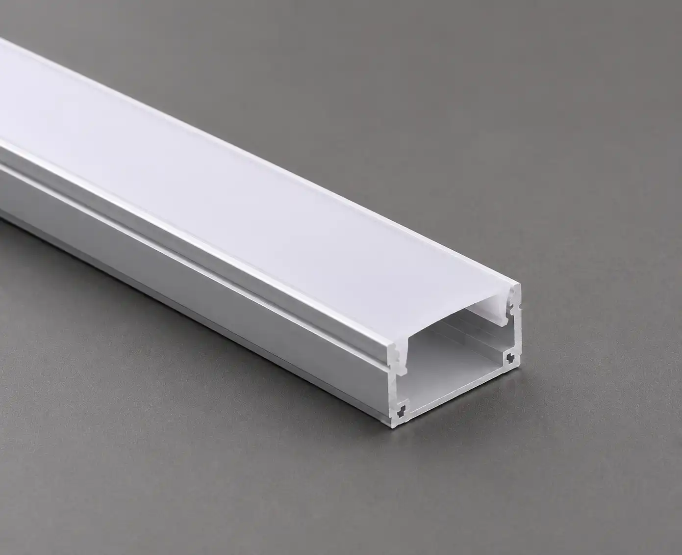 Accessoire plastique pour profilé aluminium