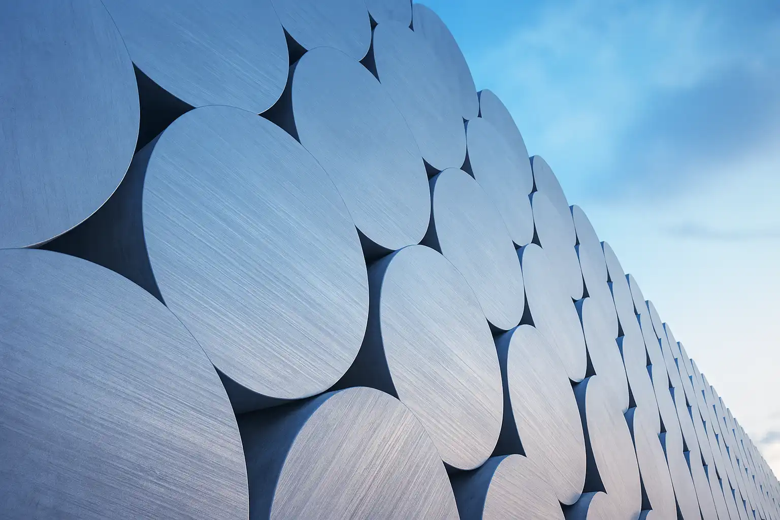 Precision aluminium extrusion