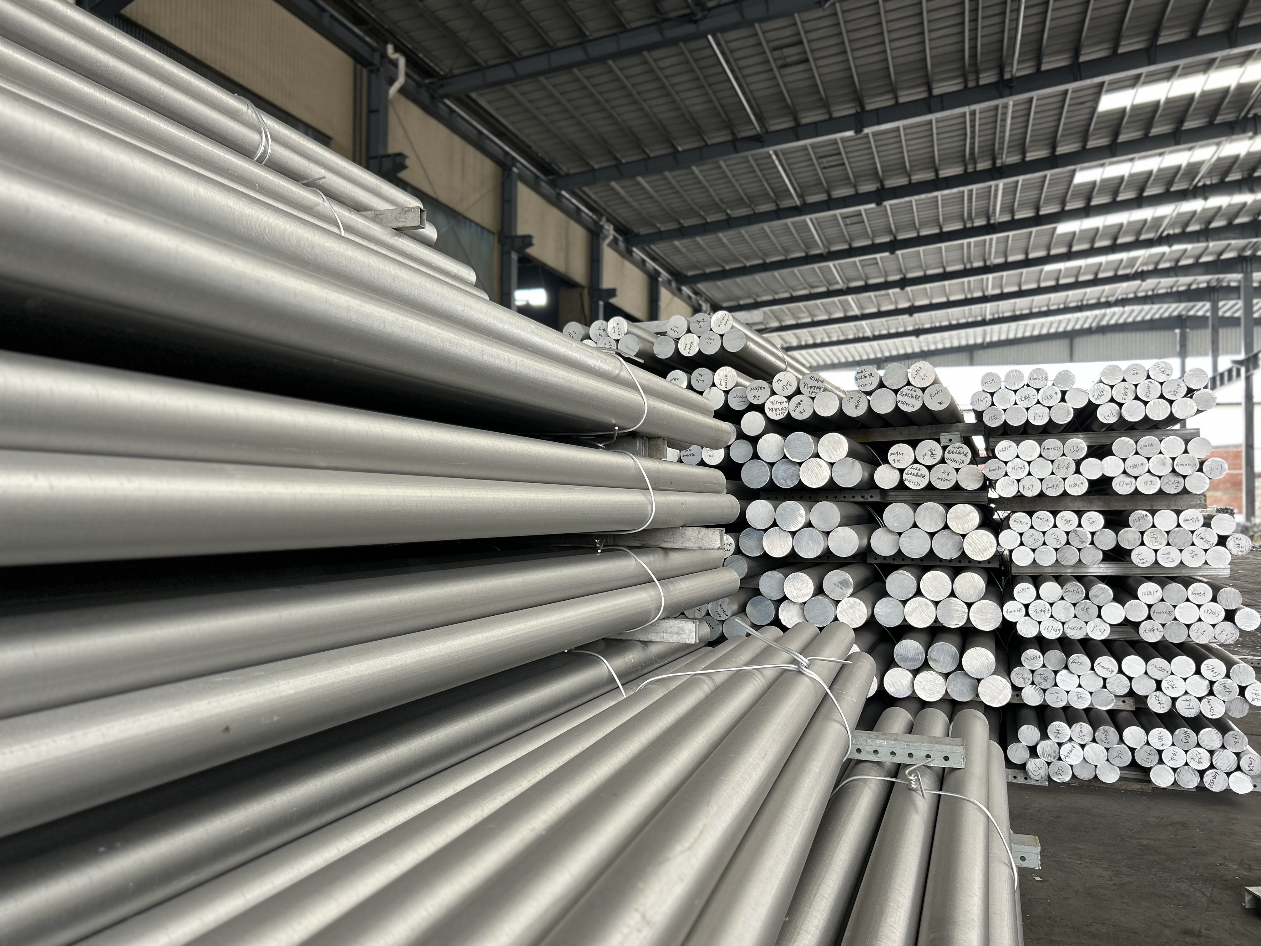 Precision aluminium extrusion